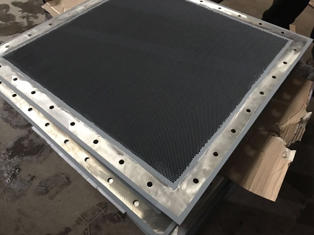 4.8mm 300x300Mm Steel EMI Honeycomb Air Vents Panel For Mrictxray Room